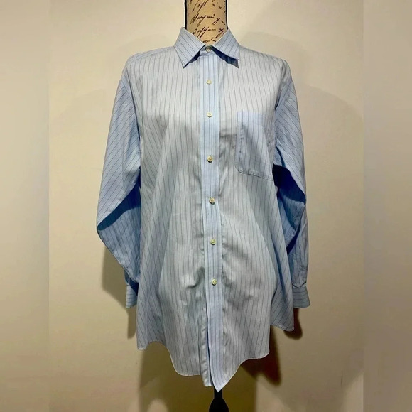 Brooks Brothers long sleeve button down shirt. Light blue. Sz 15.5-32/33 - Picture 1 of 4